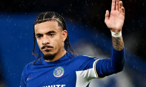 'Gusto có thể trở thành hậu vệ phải hay nhất Premier League'