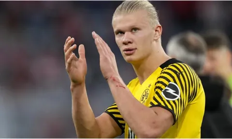 Chia tay Haaland, Dortmund nhắm đến Sebastien Haller