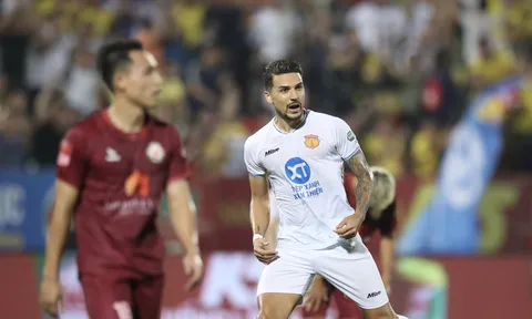 Hạ gục CLB số 1 V-League, HLV vẫn khiêm tốn: "Chúng tôi chỉ là đội trung bình"