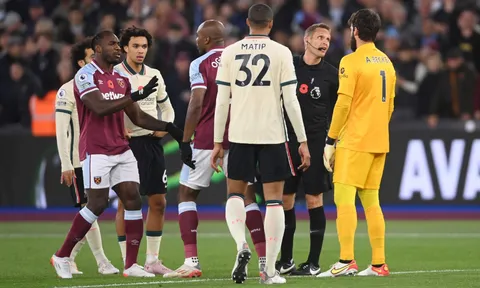 Hạ gục Liverpool, David Moyes lên tiếng thách thức top 4