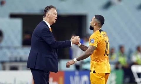 Hà Lan thời Van Gaal: Từ bỏ truyền thống và nói không với xu thế
