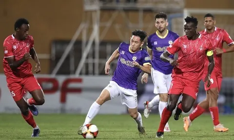 Văn Quyết đá hỏng phạt đền, người cũ lập hattrick khiến Hà Nội ôm hận trước Hải Phòng