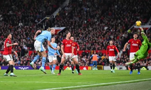 "Đã có nhiều tiếng la ó xung quanh Old Trafford"