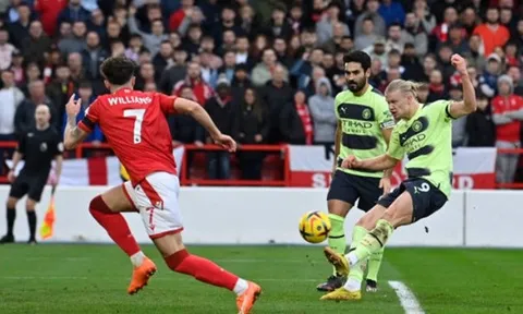 Haaland hóa 'chân gỗ', Arsenal độc chiếm ngôi đầu