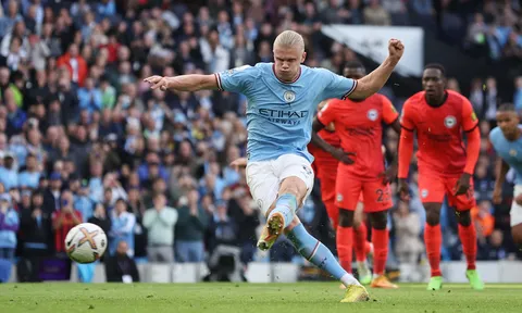 Haaland quá mạnh với 17 bàn/11 trận, Man City phả hơi nóng vào Arsenal