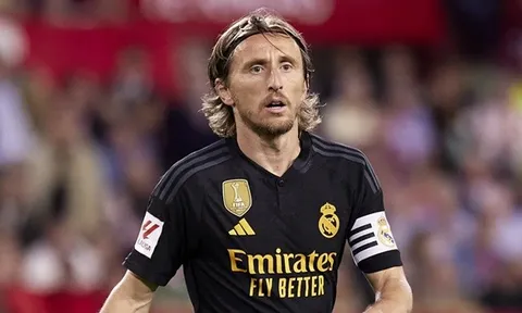 Hai đại gia Saudi hỏi mua Modric