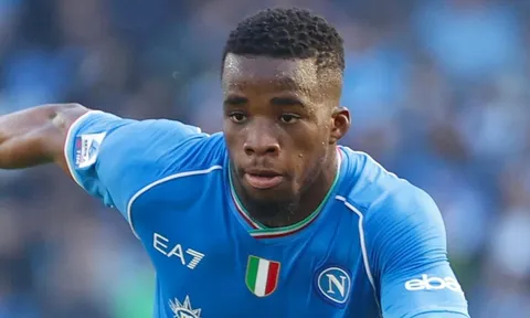 Napoli để một cái tên trở lại EPL