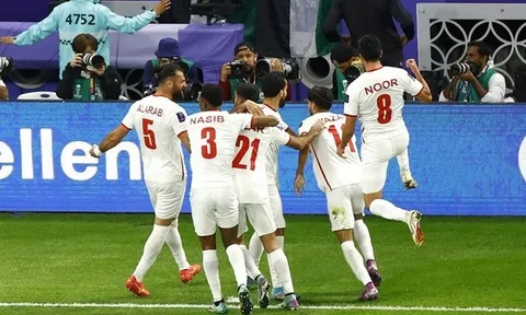 6 điểm nhấn Hàn Quốc 0-2 Jordan: Xứng danh ngựa ô; Nỗi đau kéo dài