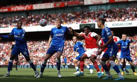 Hàng loạt 'đại gia' Premier League xếp hàng đón rước sao Everton