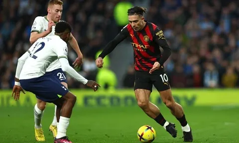"Hàng thải" Barca khiến 100 triệu bảng của Man City tắt điện