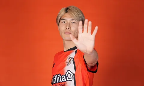 CHÍNH THỨC! Thêm một cầu thủ Nhật Bản cập bến Premier League