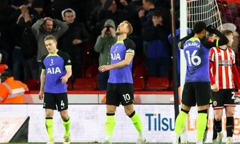 Hãy đến Man United, đừng làm kẻ thất bại vĩ đại