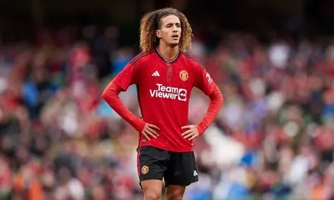 Lính đánh thuê Man Utd nhận mưa lời khen