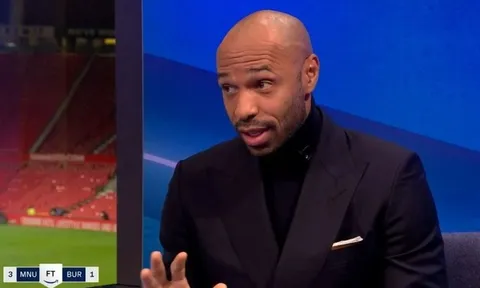 Henry ca ngợi 1 cái tên Man Utd sau trận thắng Burnley