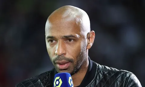 Kane hay Osimhen, Henry đưa ra lời khuyên cho Ten Hag