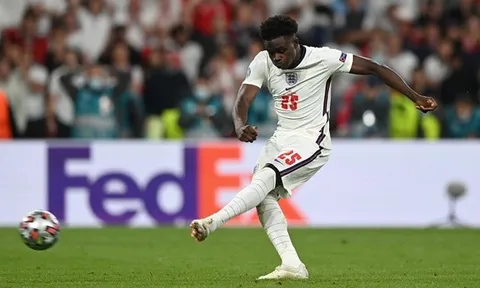 Henry tiết lộ tin nhắn gửi người hùng Arsenal