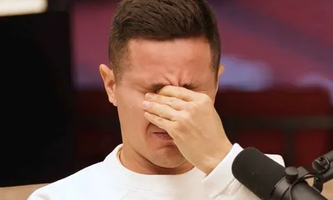 Herrera khóc nức nở, kể về lý do chia tay Man Utd
