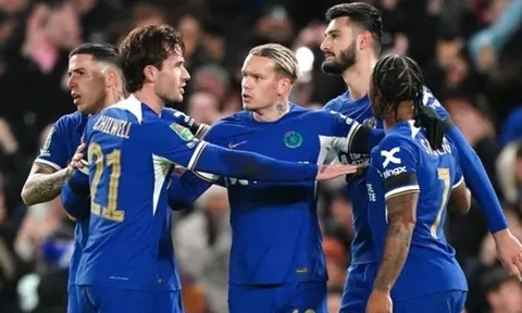 Lần thứ 10 của Chelsea