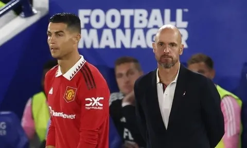 Mikael Silvestre nhắn Ten Hag cách giải quyết tình huống Ronaldo