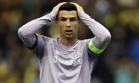 HLV Al Nassr trách Ronaldo sau trận thua