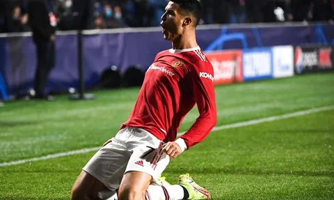 HLV Atalanta cười nhạo 'vấn đề Ronaldo' của Man Utd