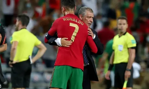 HLV Bồ Đào Nha ra tuyên bố đanh thép về Ronaldo