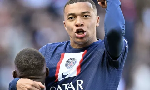 HLV Deschamps yêu cầu Mbappe phòng ngự nhiều hơn
