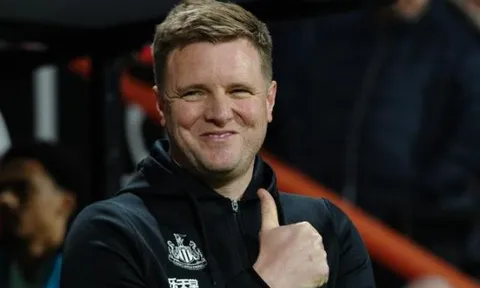 HLV Eddie Howe sớm thách thức Man United