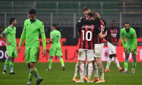 HLV Lazio: "Trận đấu với AC Milan khiến tôi phát điên, đó là cú lừa"