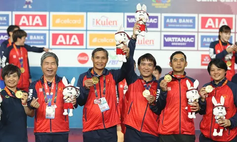 HLV Mai Đức Chung: Tuyển nữ Việt Nam vô địch bằng ý chí tuyệt vời