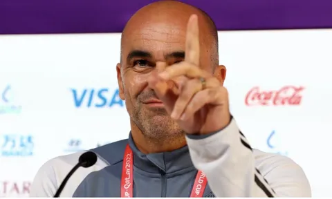HLV Martinez: 'Các người cố chia rẽ tuyển Bỉ'