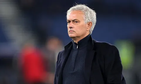 "Không có gì đảm bảo cho một danh hiệu - trừ khi bạn tuyển Mourinho"