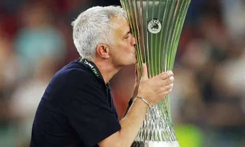 "Mourinho đã bị đối xử theo cách ít được tôn trọng nhất có thể"