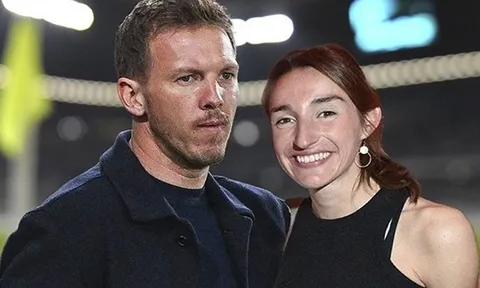 HLV Nagelsmann bị sa thải, bạn gái bỏ nghề phóng viên