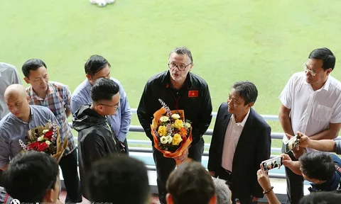 HLV Philippe Troussier: Mục tiêu cao nhất là World Cup