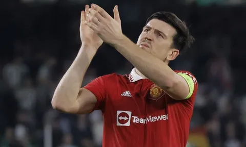 HLV Real Betis: Ngân sách của MU gấp 10 lần chúng tôi