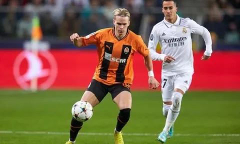 HLV Shakhtar khuyên trò cưng từ chối Arsenal