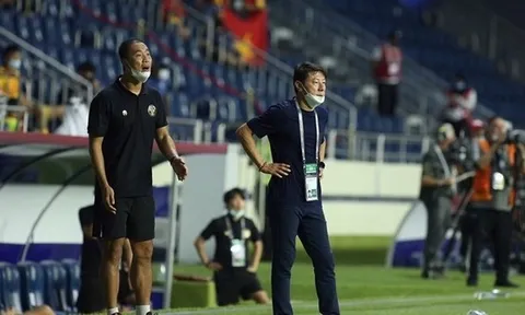 HLV Shin Tae-yong tức điên vì trọng tài; Báo chí ĐNÁ khâm phục U23 Việt Nam