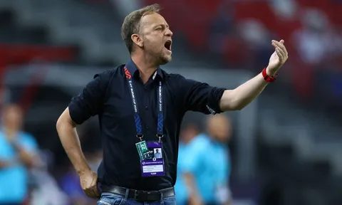 HLV Thái Lan so sánh Campuchia với các đội thi đấu tại World Cup