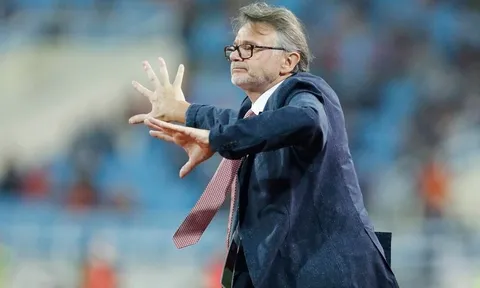 Cựu tuyển thủ Việt Nam nói thẳng về trình độ của HLV Philippe Troussier