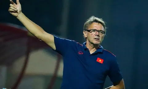 HLV Troussier được chuyên gia Việt Nam tin tưởng tuyệt đối