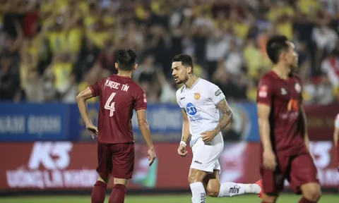 "Họ là đội chuyển trạng thái tốt nhất V-League hiện tại"