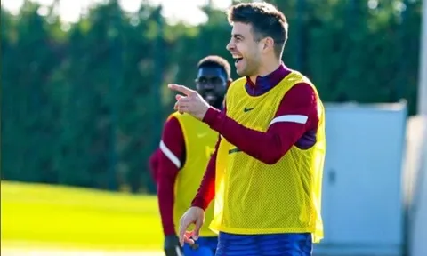 Hòa như thua trước Benfica, buổi tập của Barca vẫn ngập tiếng cười