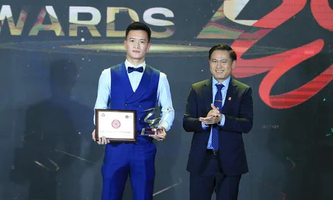 Hoàng Đức xuất sắc nhất V-League 2023