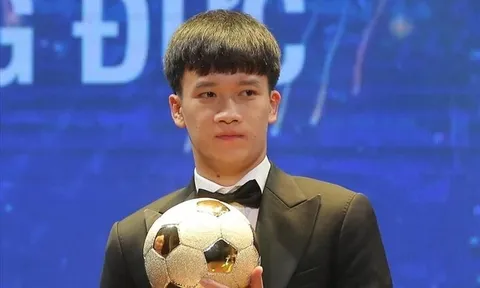 Hoàng Đức giành Quả bóng Vàng Việt Nam 2023