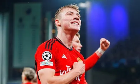 Hojlund quá nhọ! Cứ ghi bàn là Man Utd thua