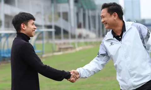 Hồng Duy gia nhập CLB Nam Định sau AFF Cup