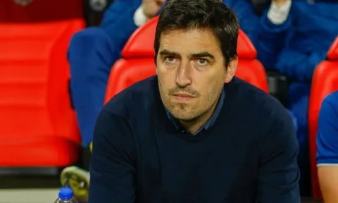 Huấn luyện viên đầu tiên sắp mất việc tại Premier League mùa này