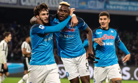 Hủy diệt Juve trong trận cầu 6 bàn, Napoli 'độc tôn' tại Serie A
