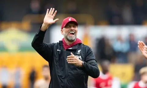 Schmeichel chỉ ra đội duy nhất có thể đuổi kịp Man City
